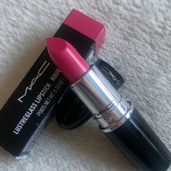 Mac Cosmetics Lusterglass Lipstick Pout of Control BNIB - Picture 7 of 16